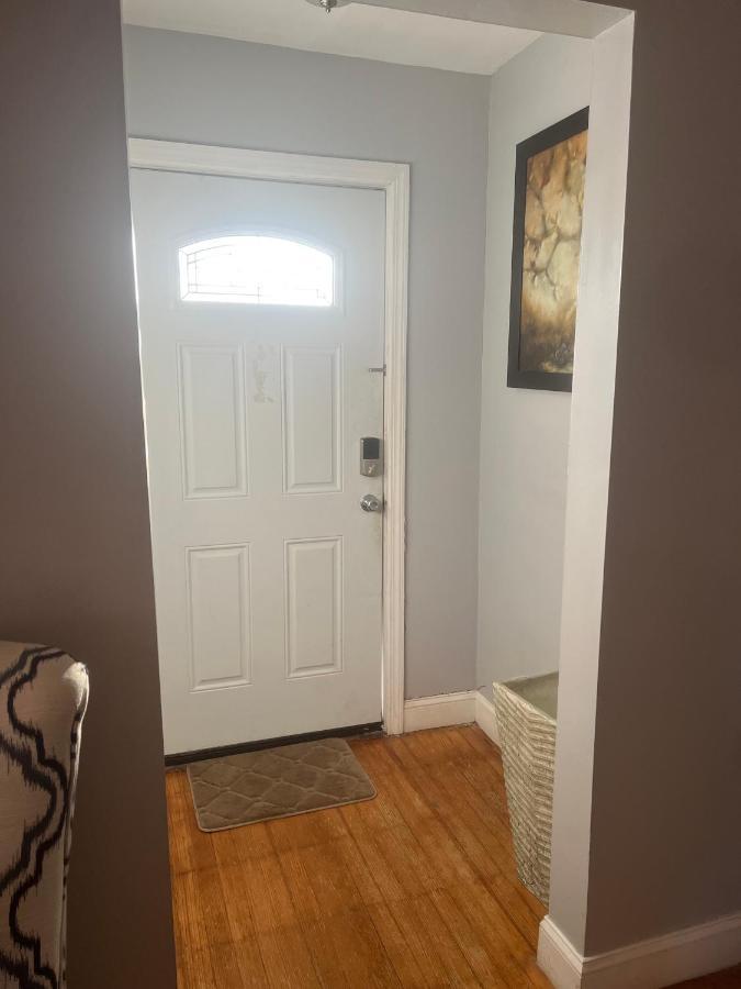 Three Bed One Bath Apt 25 Mins To Nyc Belleville Eksteriør bilde
